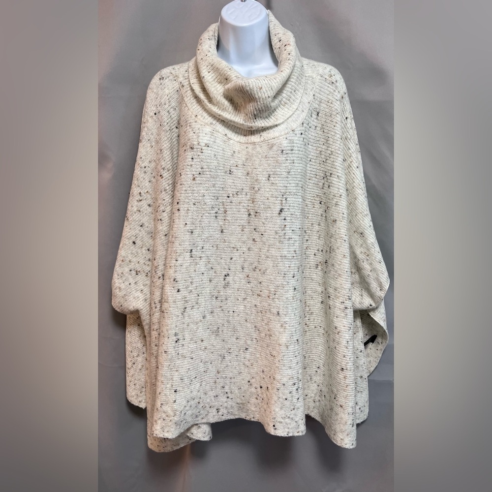 Moon & Madison Confetti Speckle Cowl Boxy Poncho‎ Cape Size XS NWT